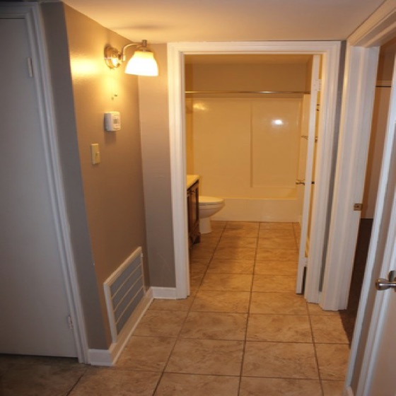 1300 2BR1BADS Hall.jpg